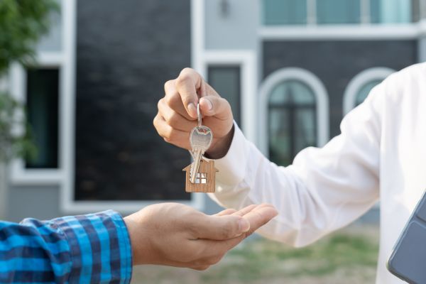 Pueblo Real Estate